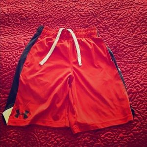 Boys Under Armour Shorts, red and black, youth XS